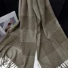 Cross-border wholesale of scarves, e-commerce live streaming supply chain, vintage large checkered scarves in stock Specification image